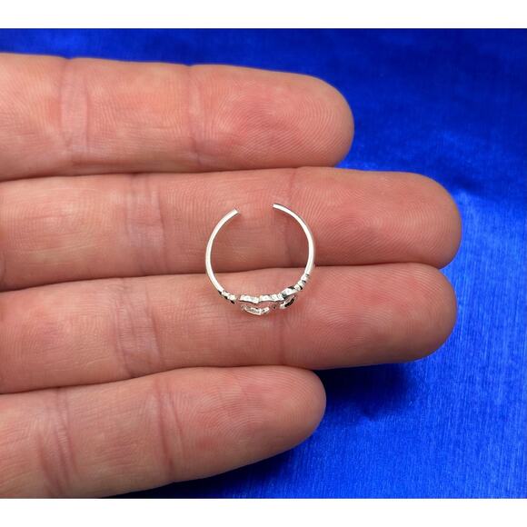 Sterling Silver Adjustable Two Heart Cutout Toe Ring - Picture 3 of 5